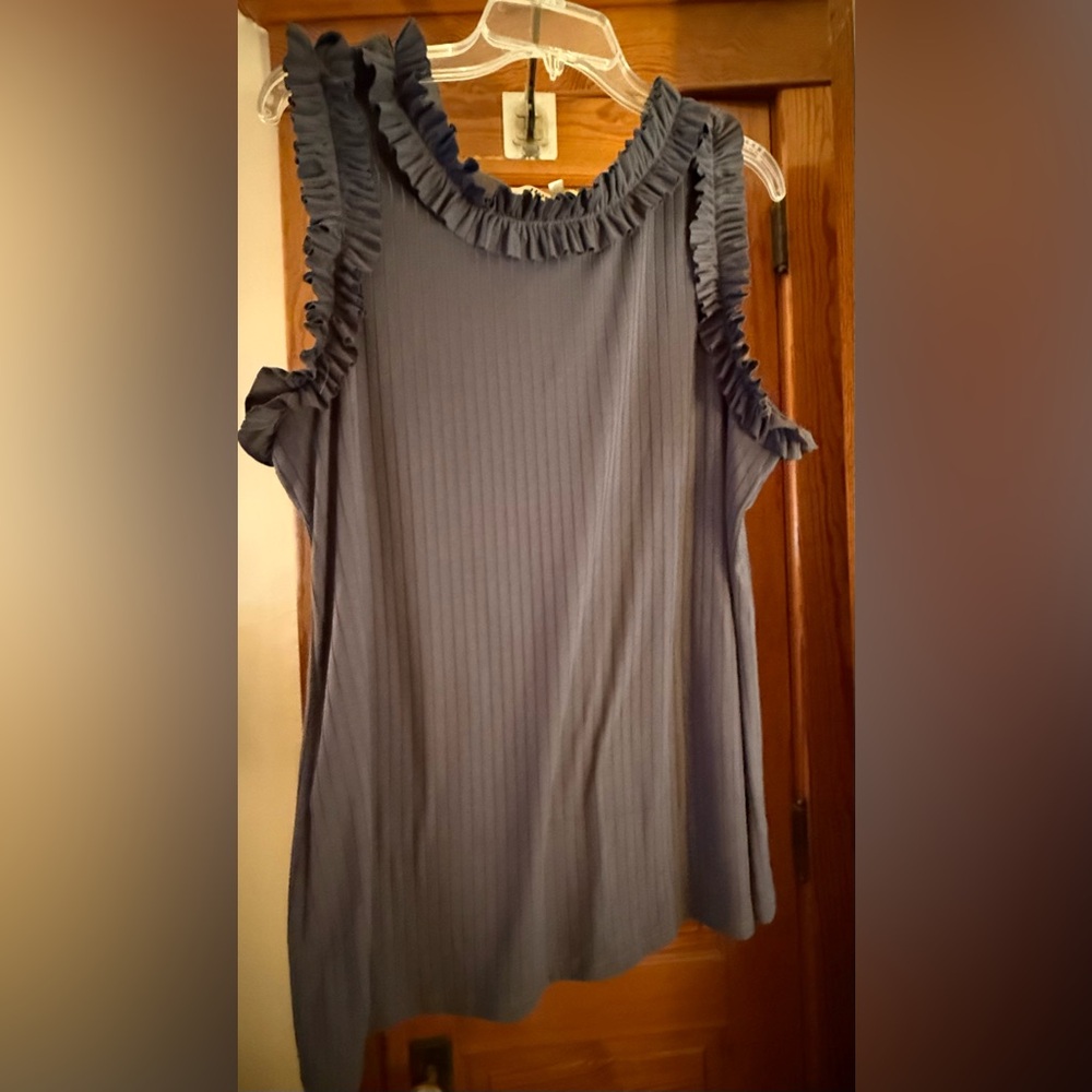 Gray Ruffled Ribbed Sleeveless Blouse